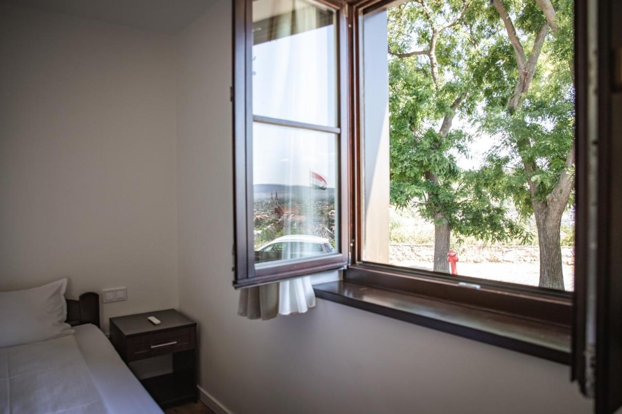 City-top Vendeghaz Apartment *